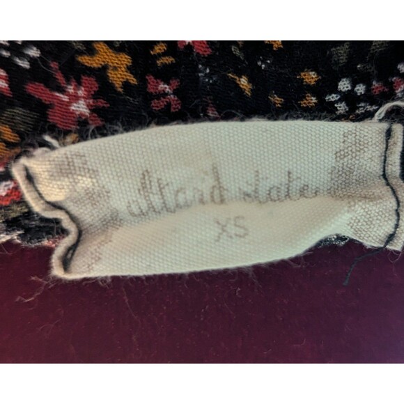 Altar'd State Floral Top Size XSmall - Picture 5 of 5